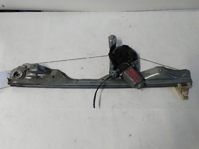 RENAULT 8200748375 Стеклоподъемник передней правой двери в наличии Ровно