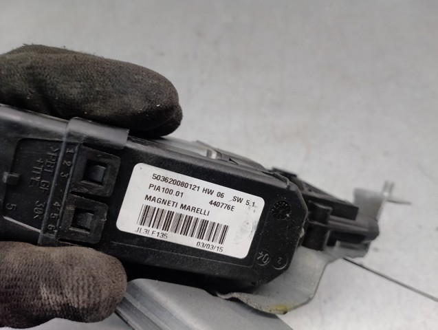 RENAULT 8200748377 Стеклоподъемник передней левой двери в наличии Украина