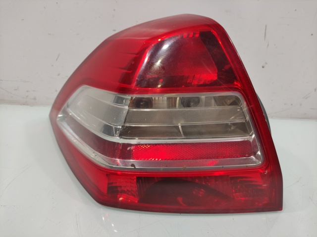 8200757700 RENAULT Фонарь задний правый купить в Ужгород