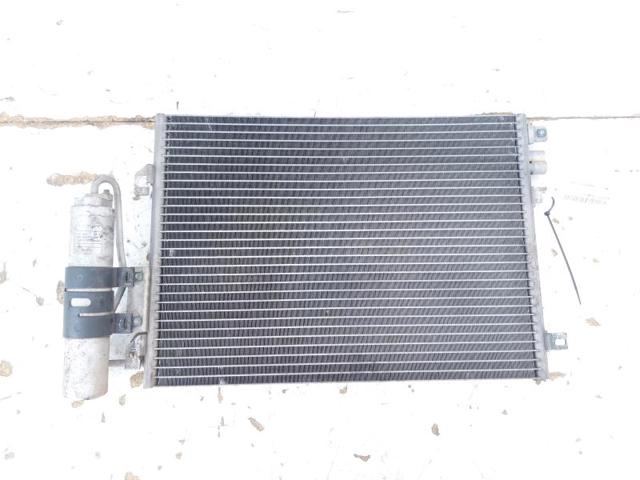 RENAULT 8200757789 Радиатор кондиционера в наличии Ирпень