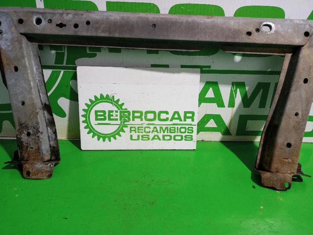 RENAULT 8200761565 Балка передней подвески (подрамник) передняя в наличии Ирпень