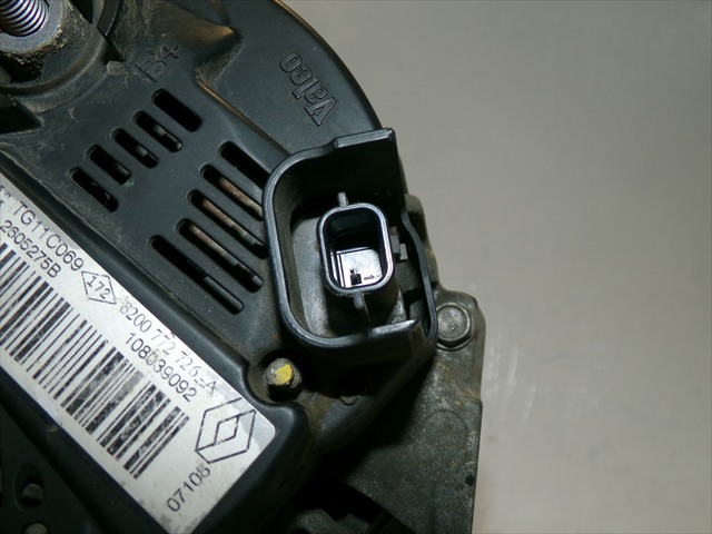 RENAULT 8200772726A Генератор в наличии Николаев