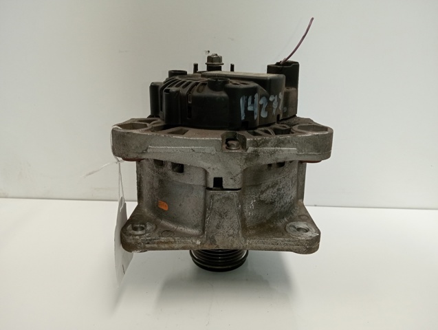 RENAULT 8200772726A Генератор в наличии Сумы