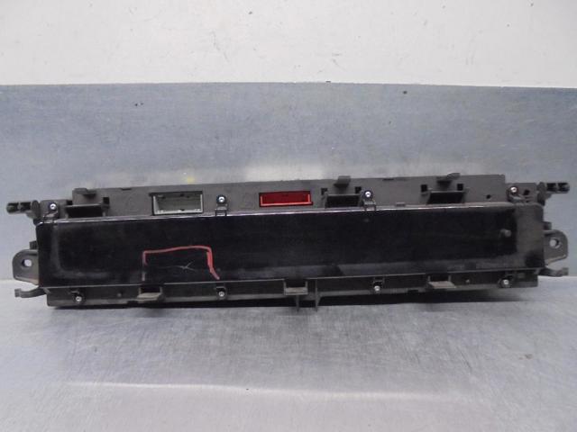RENAULT 8200787774 Приборная доска (щиток приборов) в наличии Украина