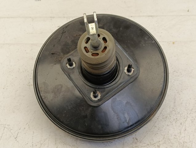 RENAULT 8200798473 в наличии Украина
