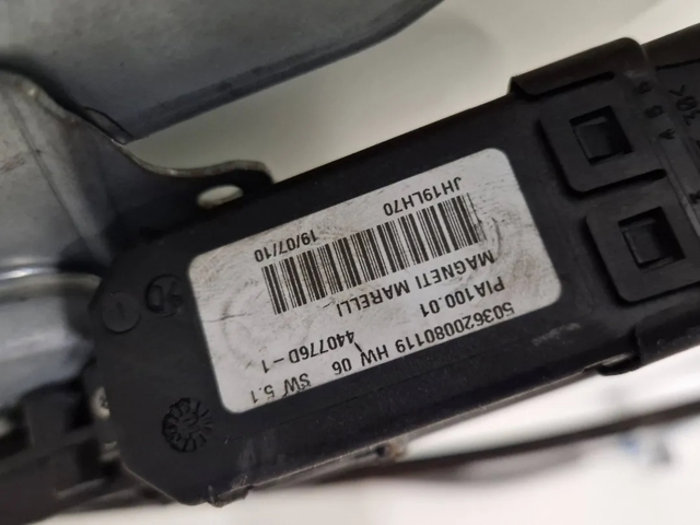 8200826167 RENAULT Стеклоподъемник передней левой двери купить в Кривой Рог