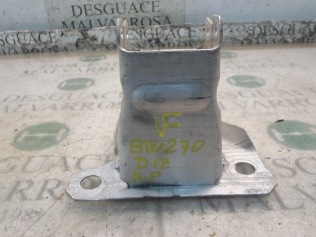 Reforçador do pára-choque dianteiro 8200834849 RENAULT