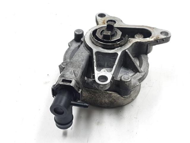 RENAULT 8200881338 Насос вакуумный в наличии Киев