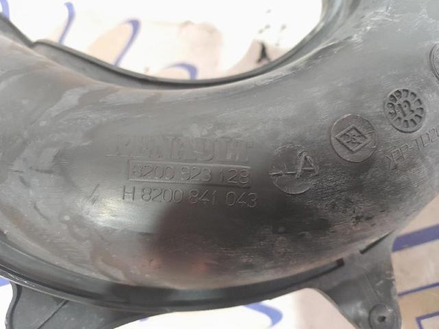 Cano derivado de ar 8200923128 Renault (RVI)