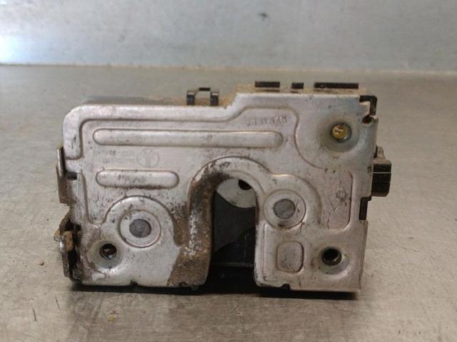RENAULT 8200928481 Замок двери задней правой в наличии Запорожье