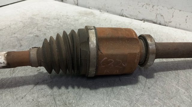 RENAULT 8200930507 Правая полуось в наличии Чернигов