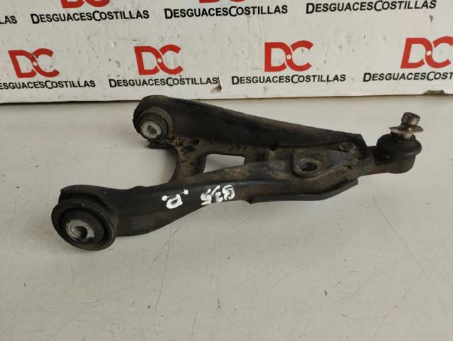 Braço oscilante inferior direito de suspensão dianteira 8200942408 RENAULT