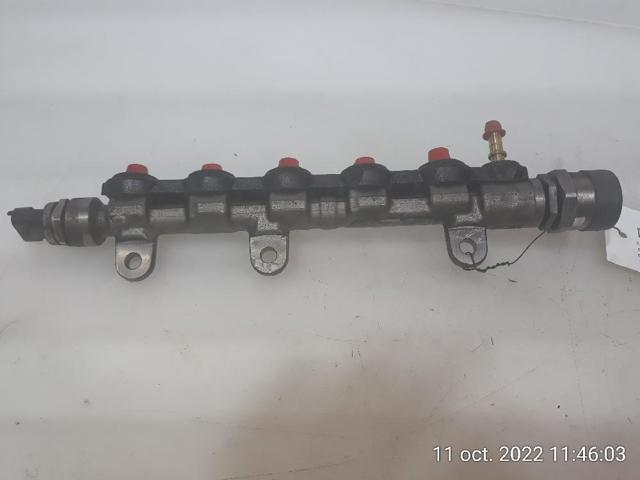8200942721 RENAULT Распределитель топлива (рампа) купить в Житомир