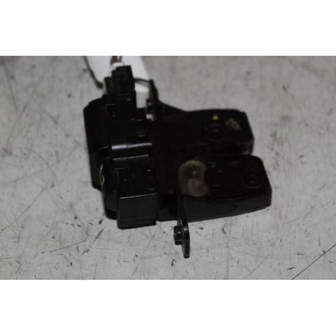 8200948107 RENAULT Замок багажника купить в Чернигов