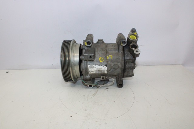 Compressor de ar condicionado para Renault Clio III 1.5 DCI (BR17, CR17) K9KT7 8200953359