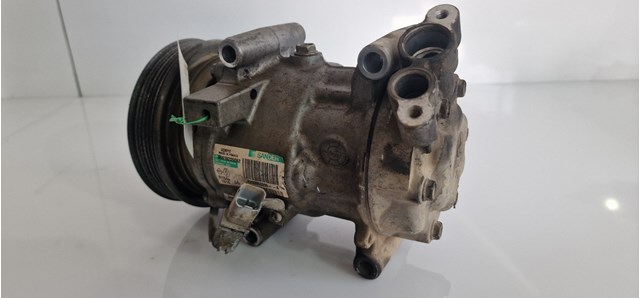 Compressor de ar condicionado para Renault Clio Grandtour 1.5 dci (kr0h, kr1s) k9k764 8200953359A