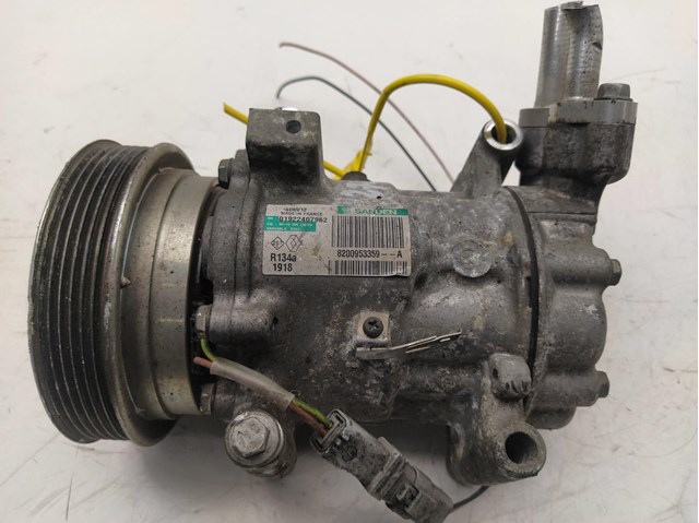 Compressor de ar condicionado para Renault Clio II 1.2 (BB0a, BB0F, BB10, BB1K, BB28, BB2D, BB2H, CB0A,... D4F712 8200953359A