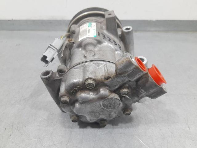 RENAULT 8200953359B Компрессор кондиционера в наличии Киев