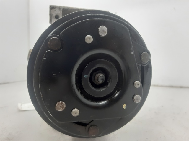 8200979497 RENAULT Компрессор кондиционера купить в Винница