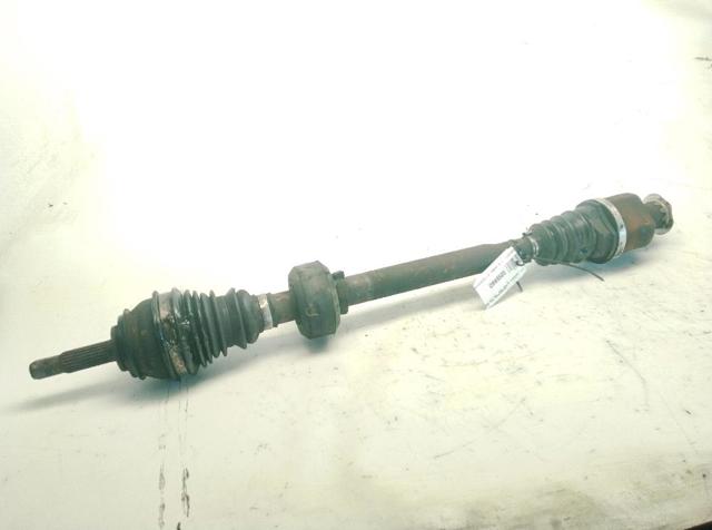 RENAULT 8200985007 Правая полуось в наличии Львов