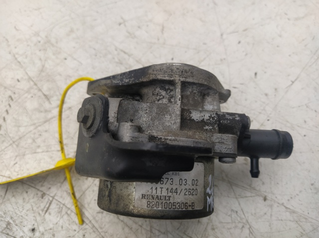 RENAULT 8201005306B Вакуумный насос в наличии Сумы