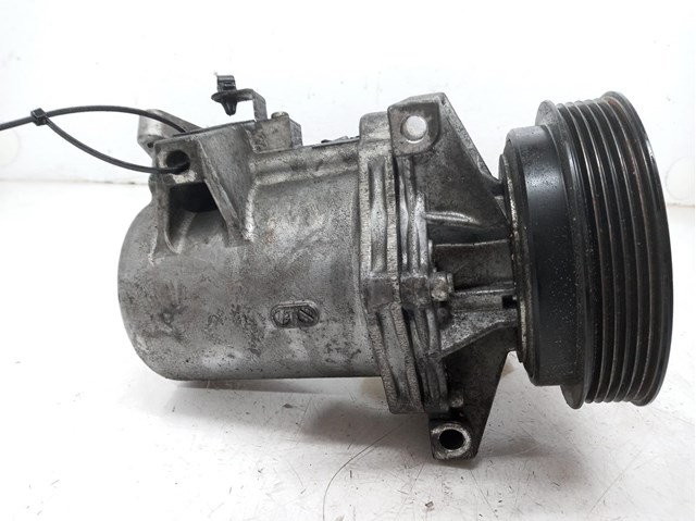 Compressor de ar condicionado para Renault Fluence 1.5 DCI (L30B) K9K832 8201025121B
