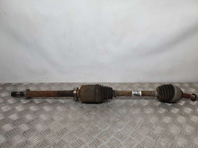 RENAULT 8201052989 Правая полуось в наличии Чернигов