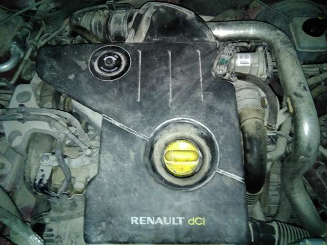 Caixa de filtro de ar 8201076708 Renault (RVI)