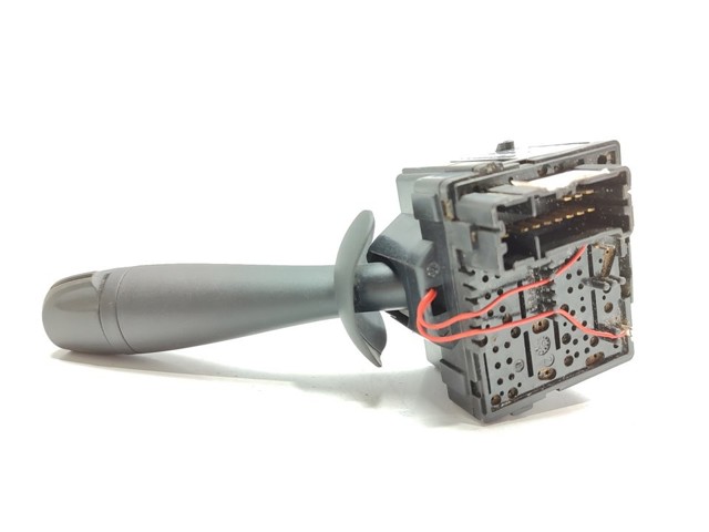 8201168008 RENAULT Правый подрулевой переключатель купить в Ровно