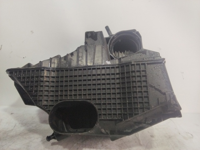 RENAULT 8201173592 Корпус воздушного фильтра в наличии Ирпень