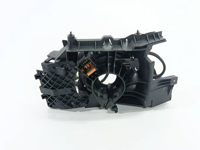 Comutador instalado na coluna da direção, parte central 8201590627 RENAULT