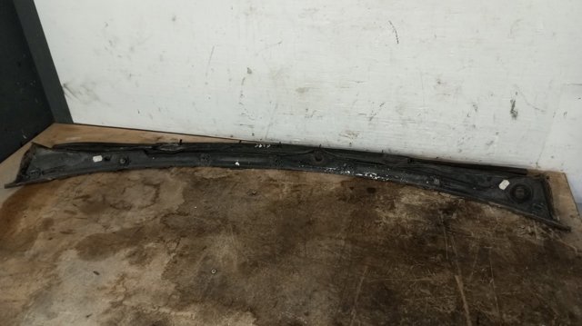 8208483 BMW Решетка дворников купить в Одесса