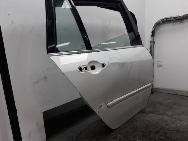 821000023R RENAULT Дверь задняя правая купить в Днепр
