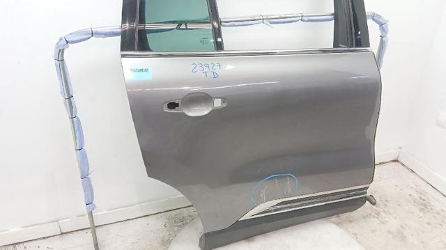 821002020R Дверь задняя правая купить Киев