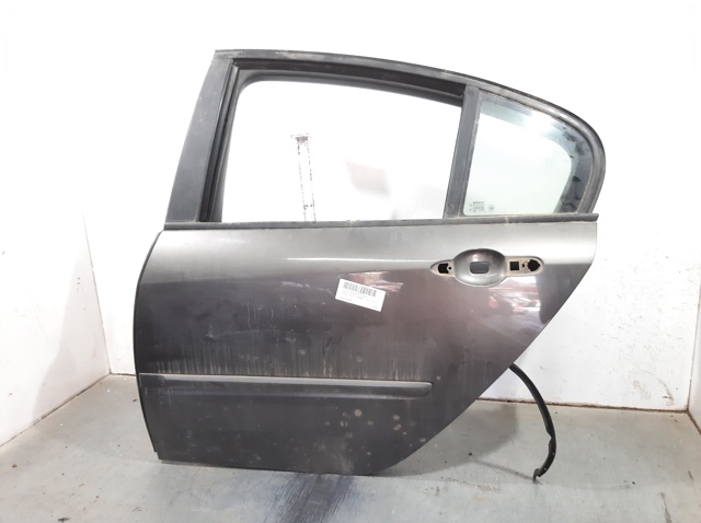 821010023R RENAULT Дверь задняя левая купить в Черновцы