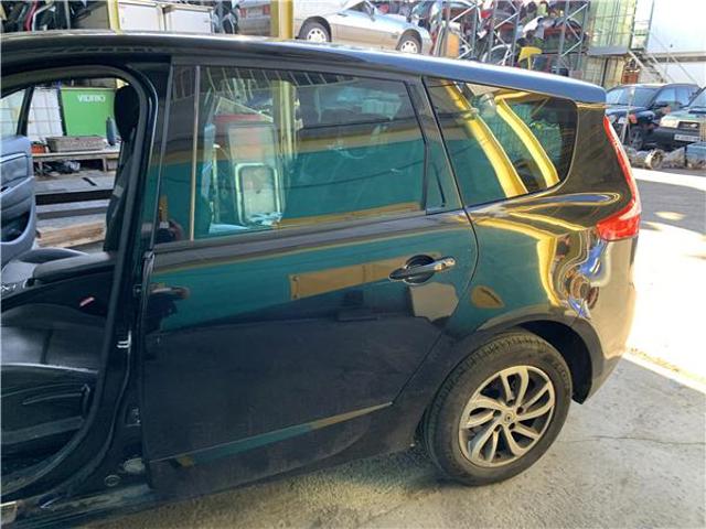 821013577R RENAULT Дверь задняя левая купить в Ирпень
