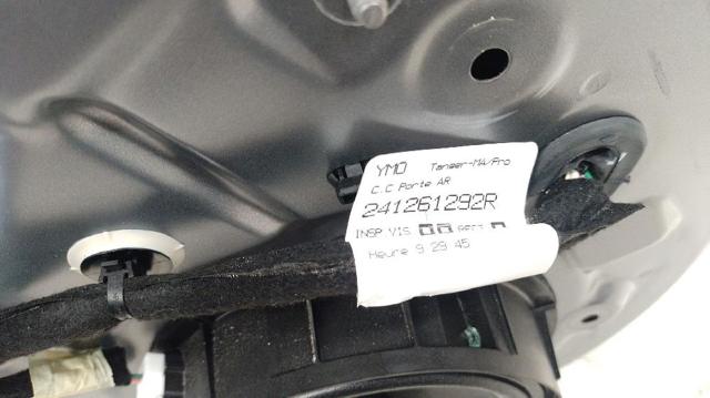 821016131R RENAULT Дверь задняя левая купить в Тернополь