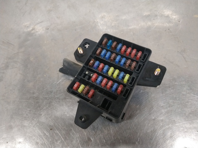 8211008000 SSANG YONG купить в Запорожье