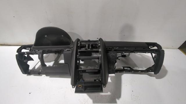 8211HW PEUGEOT Торпедо купить в Черновцы