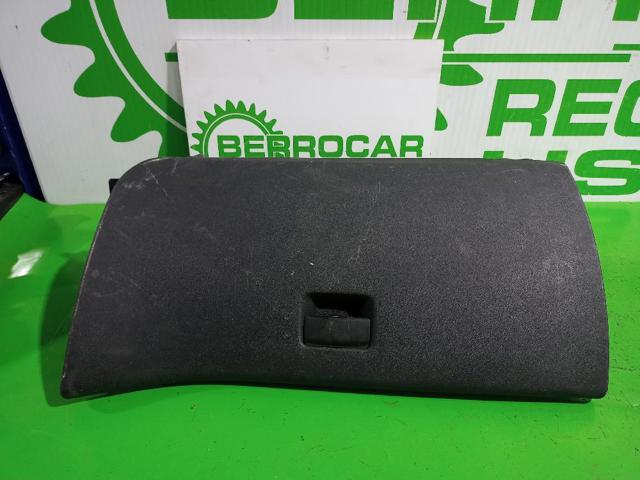 8218FG PEUGEOT Крышка перчаточного ящика (бардачка) купить в Хмельницкий