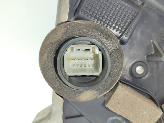 Fecho da porta dianteira esquerda Suzuki Grand Vitara JB