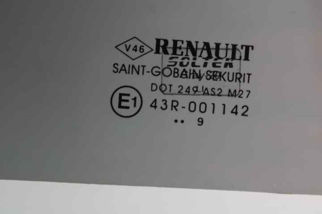 823000007R RENAULT Стекло двери задней правой купить в Житомир