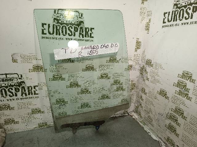 82300EB300 Стекло двери задней правой купить Черкассы