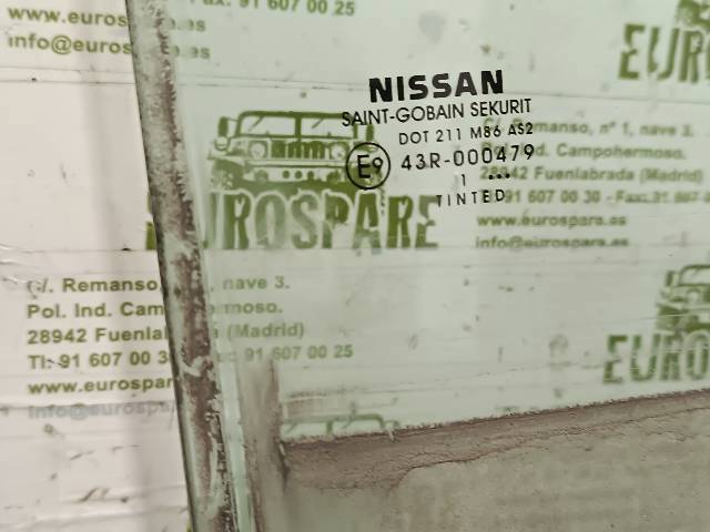 NISSAN 82300EB300 Стекло двери задней правой в наличии Черновцы