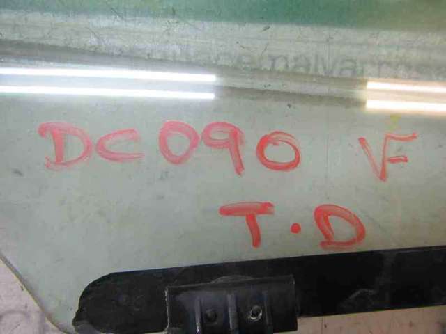 82300EB310 NISSAN Стекло двери задней правой купить в Полтава
