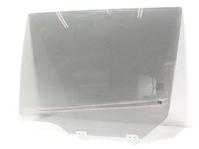NISSAN 823013NL2A Стекло двери задней левой в наличии Ирпень