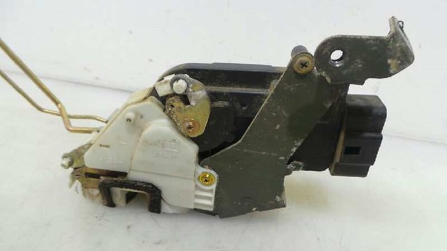 8230286G00 SUZUKI Замок двери задней левой купить в Каменское