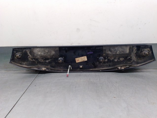 8235987 BMW Спойлер багажника (двери 3/5-й задней) купить в Хмельницкий