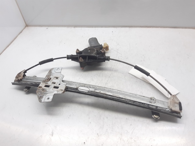 824011G010 Hyundai/Kia
