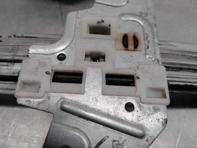 824021G010 Hyundai/Kia